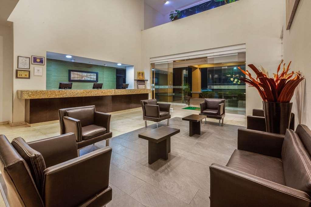 La Quinta By Wyndham Poza Rica Hotel Beltér fotó